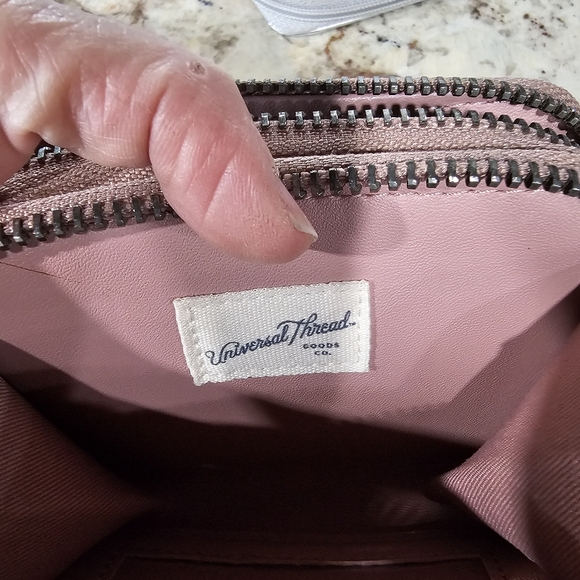 Universal Thread Mini Wallet NWOT - Picture 5 of 6